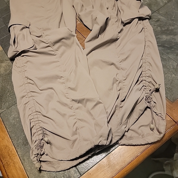 Lululemon Dance Studio Relaxed Fit Mid-Rise Cargo Pants TAUPETASTIC Sz XL - Picture 9 of 13